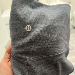 Lululemon size 4 heather grey align